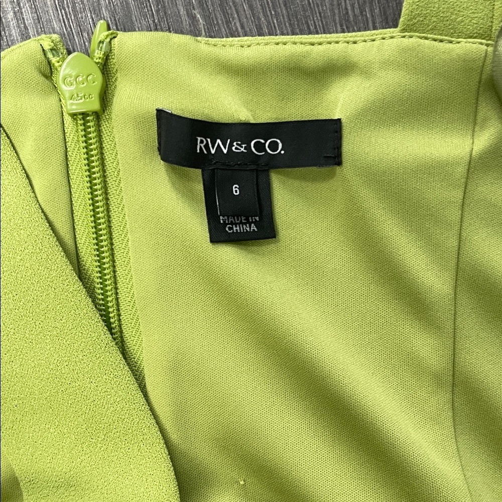 RW & CO Elegant Lime Green Dress SIZE 6 - Picture 4 of 15